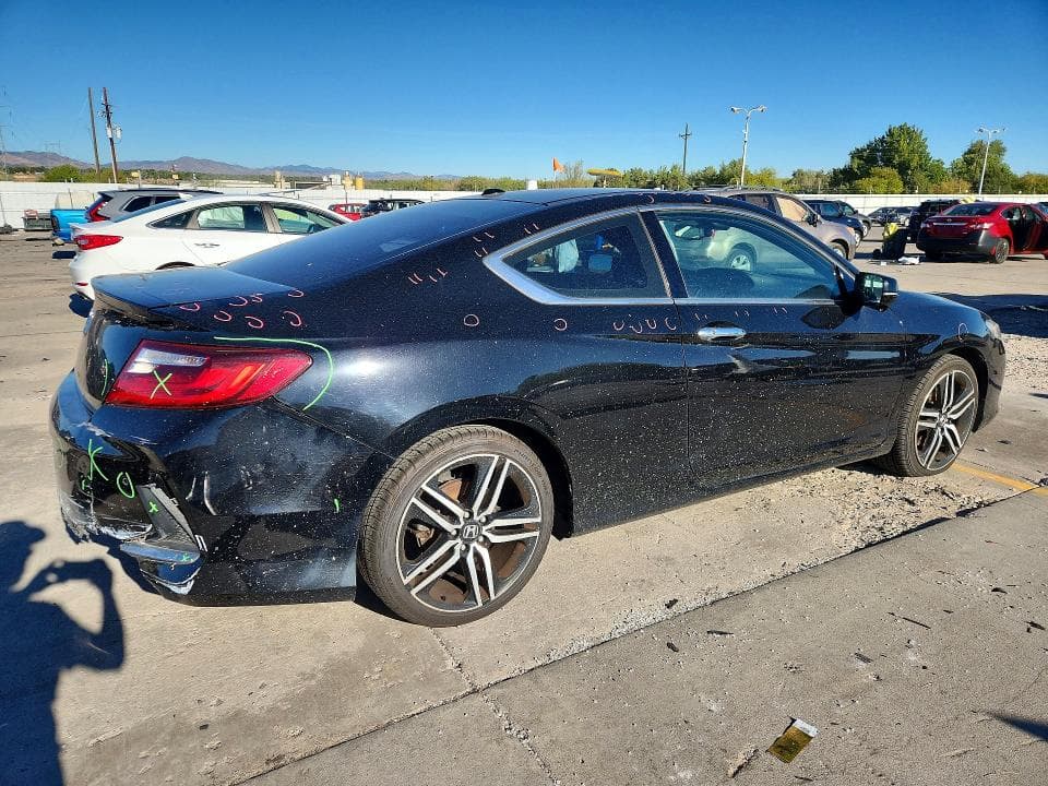 2017 HONDA ACCORD TOURING 3