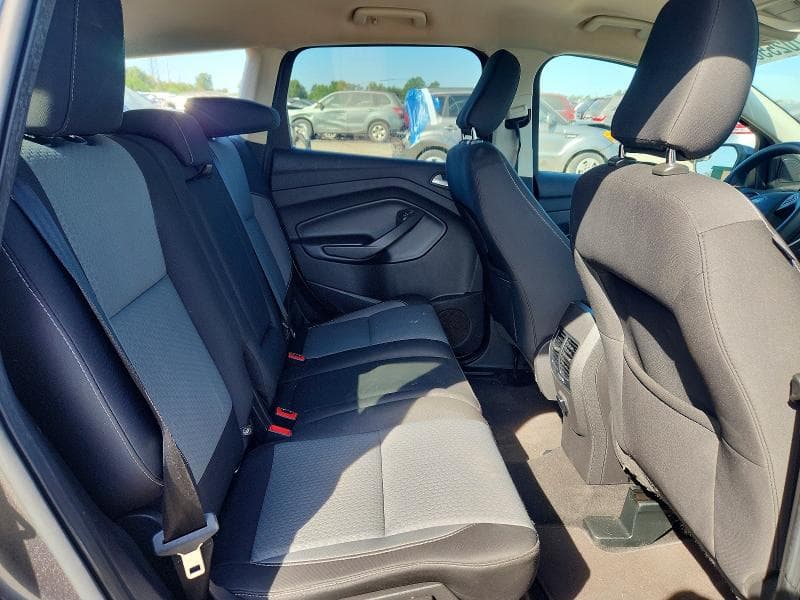 2019 FORD ESCAPE SE 11