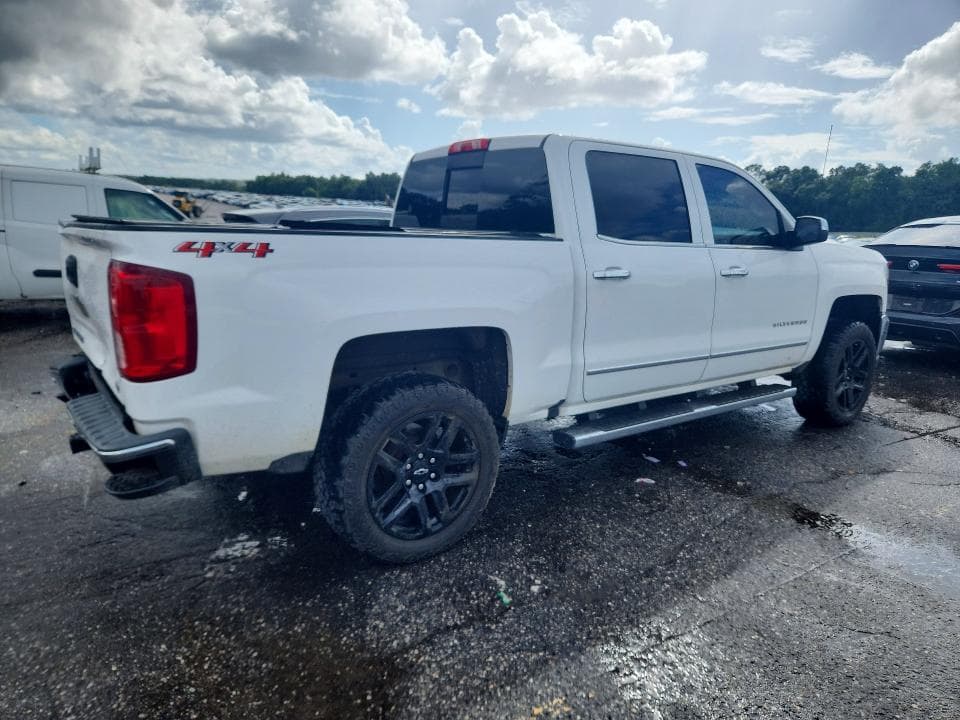 2018 CHEVROLET SILVERADO K1500 LTZ 3