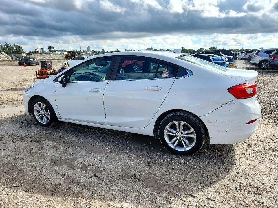 2019 CHEVROLET CRUZE LT 2