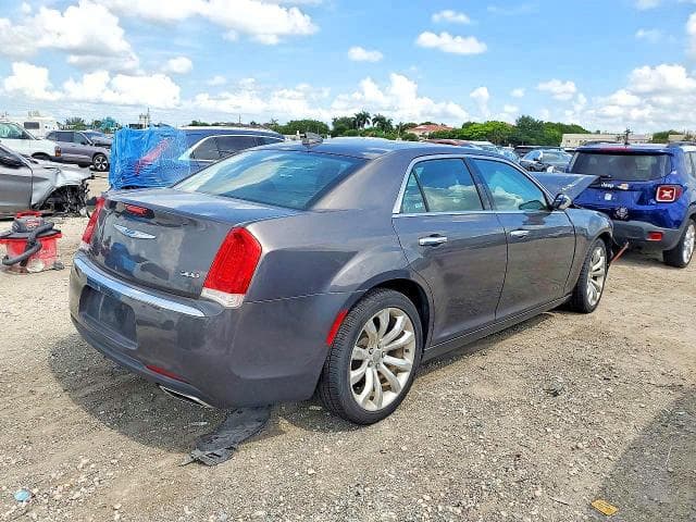 2020 CHRYSLER 300 LIMITED 3
