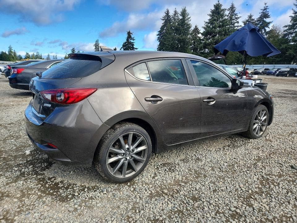 2018 MAZDA 3 TOURING 3