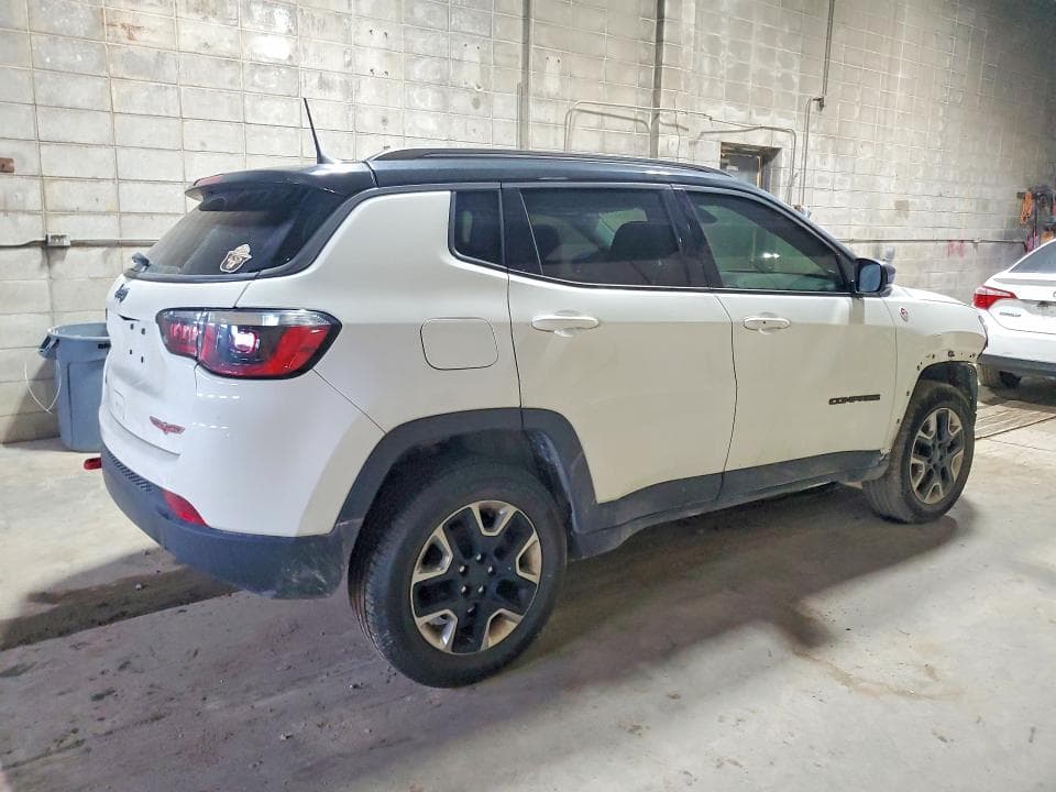 2018 JEEP COMPASS TRAILHAWK 3