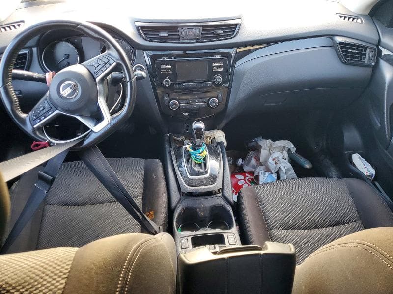 2017 NISSAN ROGUE SPORT SV 8