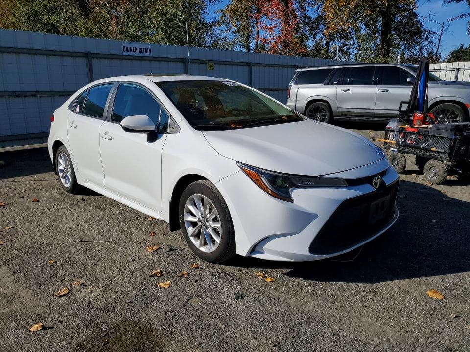 2022 TOYOTA COROLLA LE 4