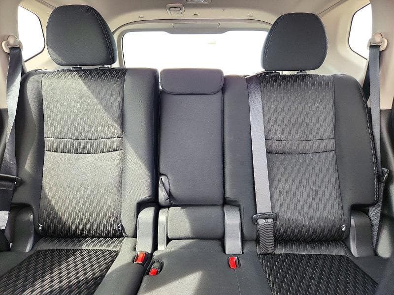 2018 NISSAN ROGUE S 10