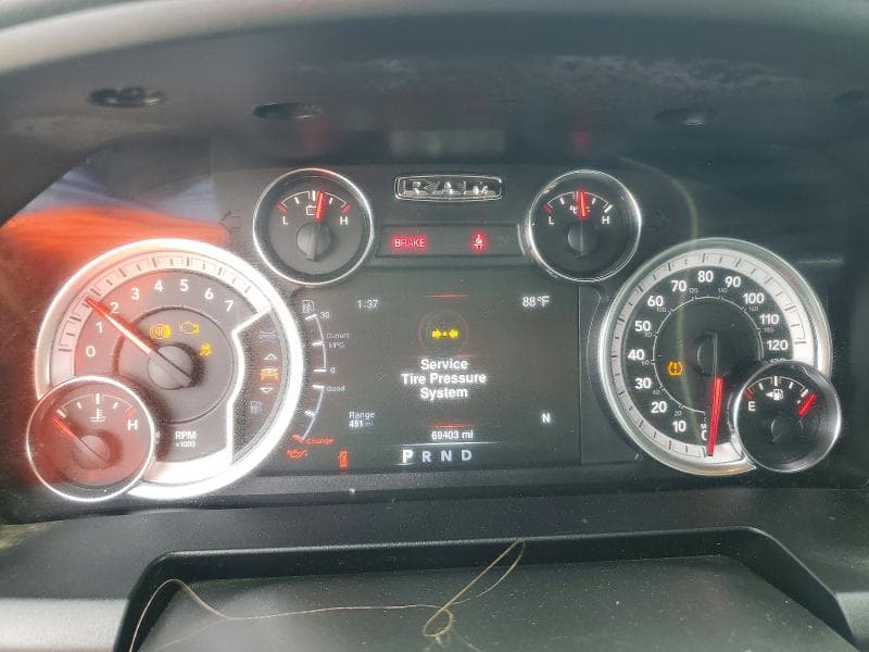 2022 RAM 1500 CLASSIC TRADESMAN 9