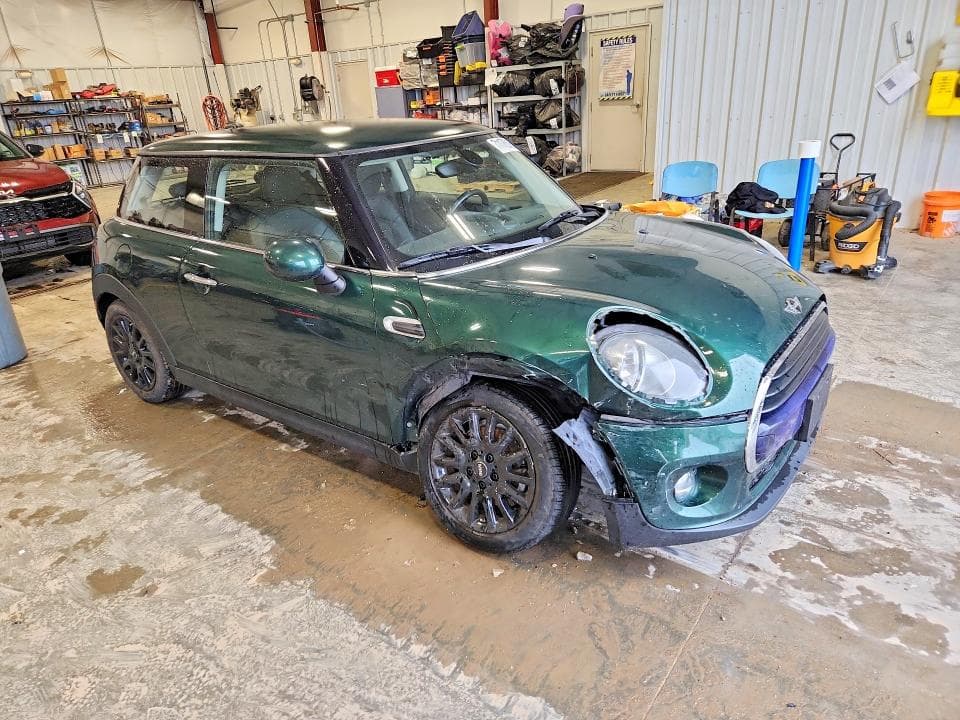 2018 MINI COOPER 4
