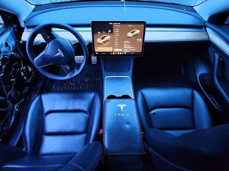 2023 TESLA MODEL 3 8