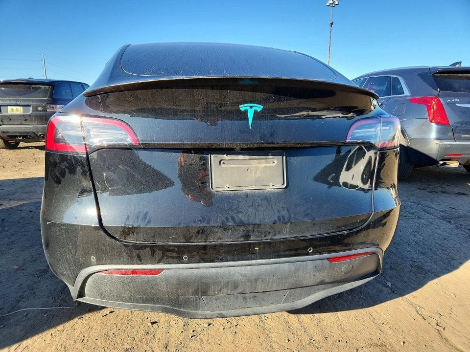 2021 TESLA MODEL Y 6