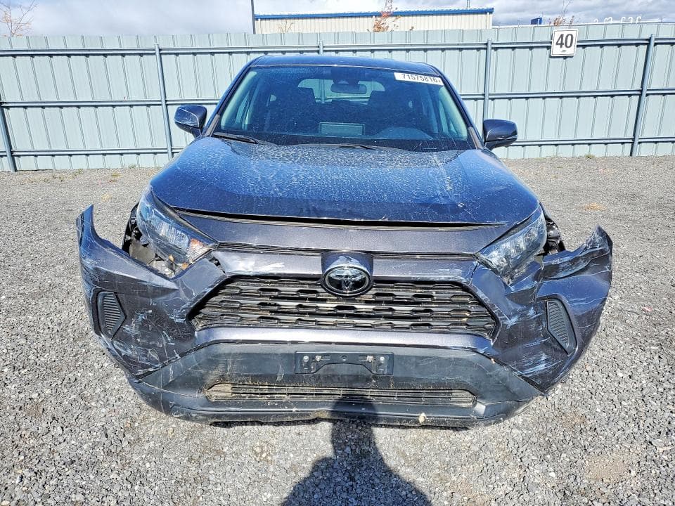 2022 TOYOTA RAV4 LE 5