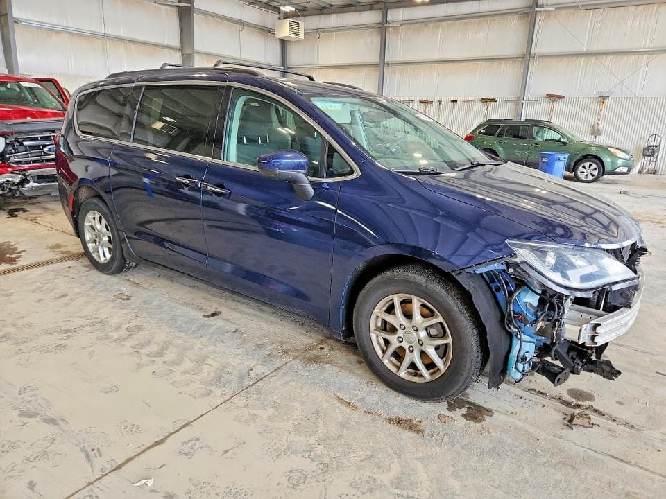 2017 CHRYSLER PACIFICA TOURING L 4
