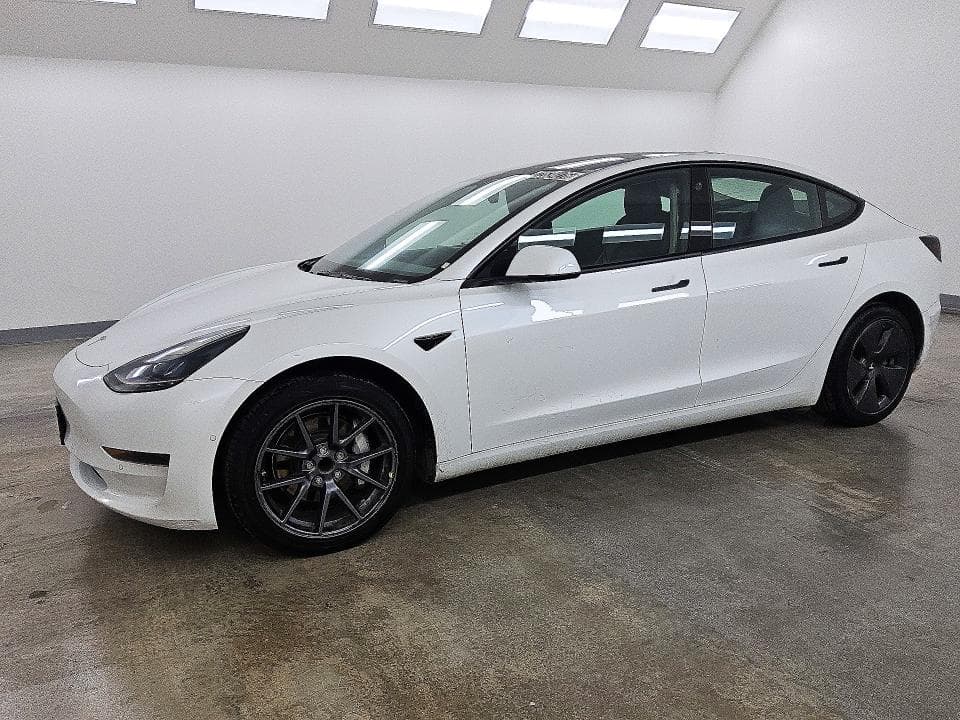2022 TESLA MODEL 3 - 1