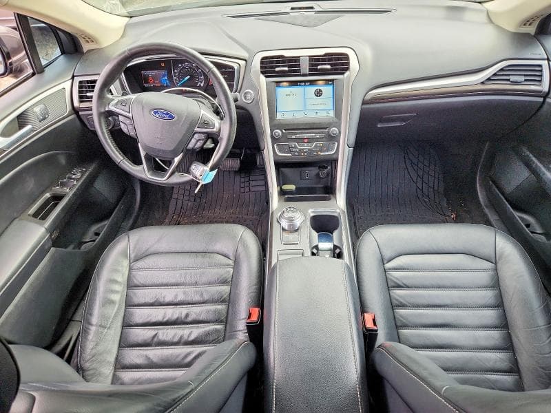 2017 FORD FUSION SE 8