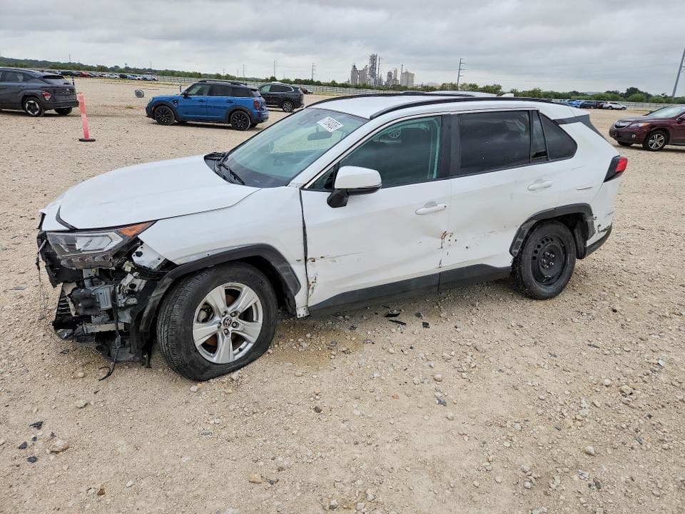 2021 TOYOTA RAV4 XLE