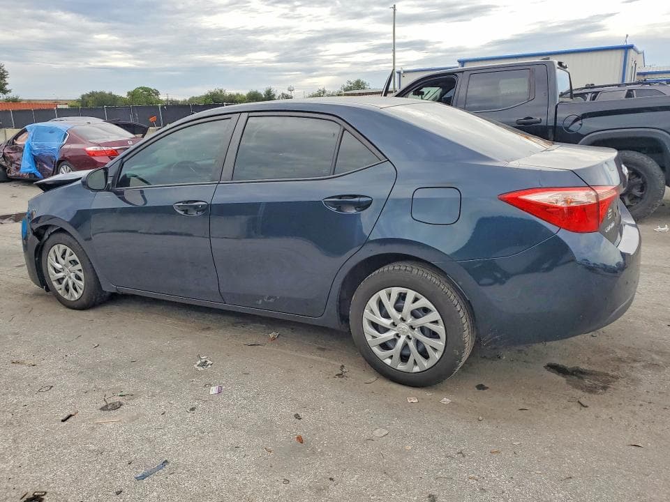 2018 TOYOTA COROLLA LE 2