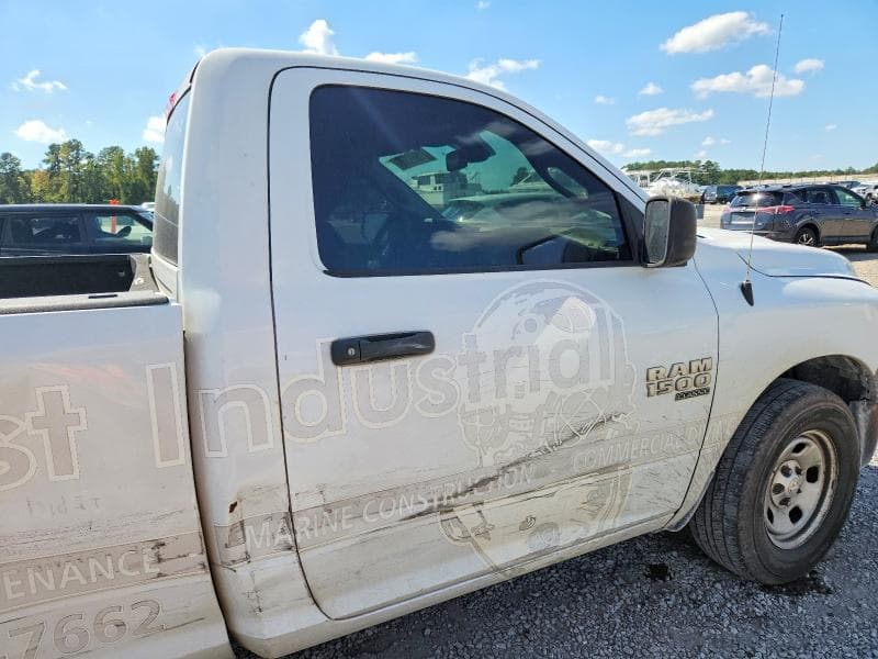 2019 RAM 1500 CLASSIC TRADESMAN 10