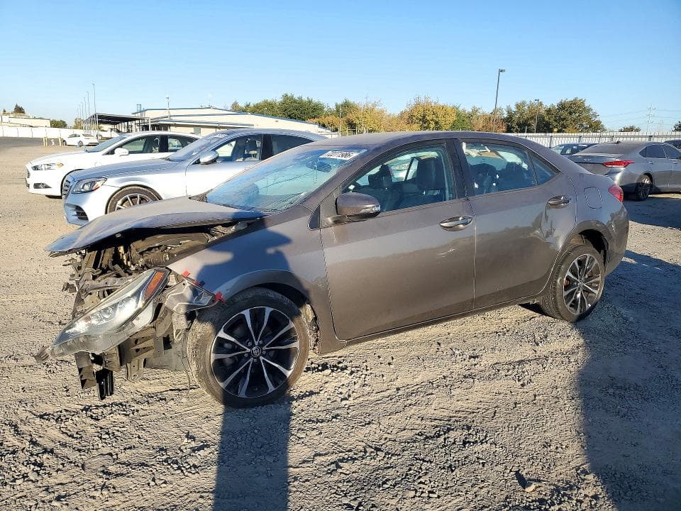 2019 TOYOTA COROLLA SE