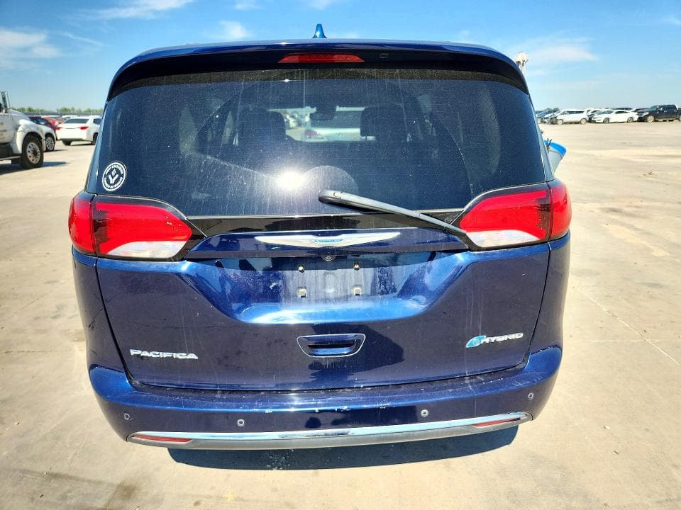 2017 CHRYSLER PACIFICA EHYBRID PLATINUM 6