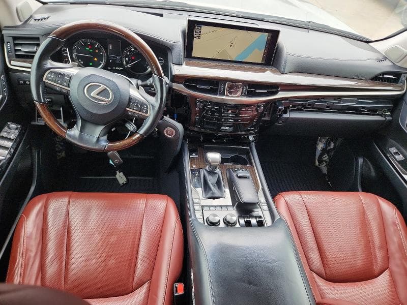 2017 LEXUS LX 570 8