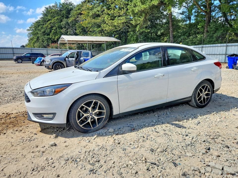 2018 FORD FOCUS SE - 1