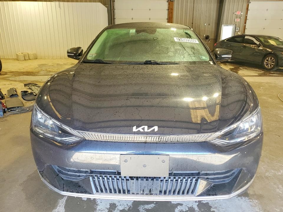 2023 KIA EV6 WIND 5