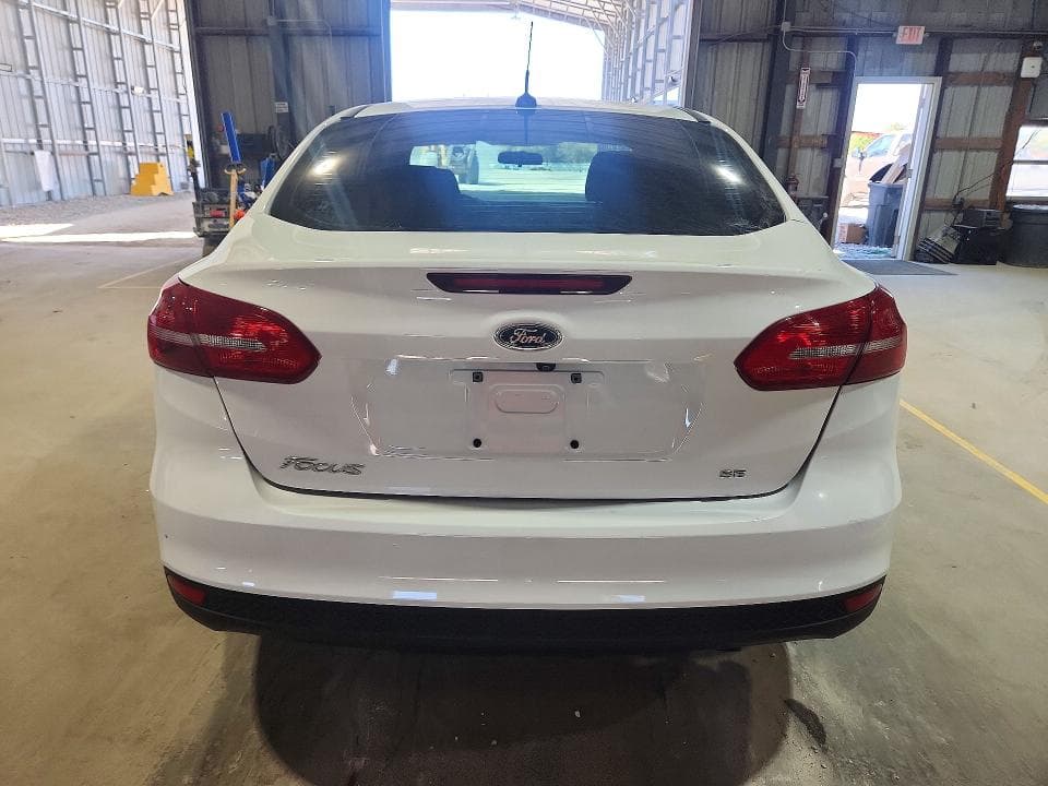 2018 FORD FOCUS SE 6