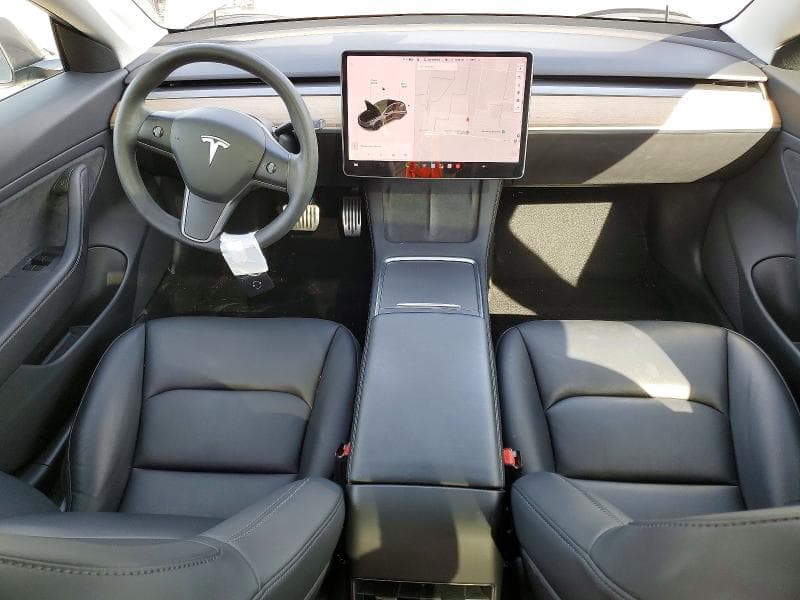 2021 TESLA MODEL 3 8