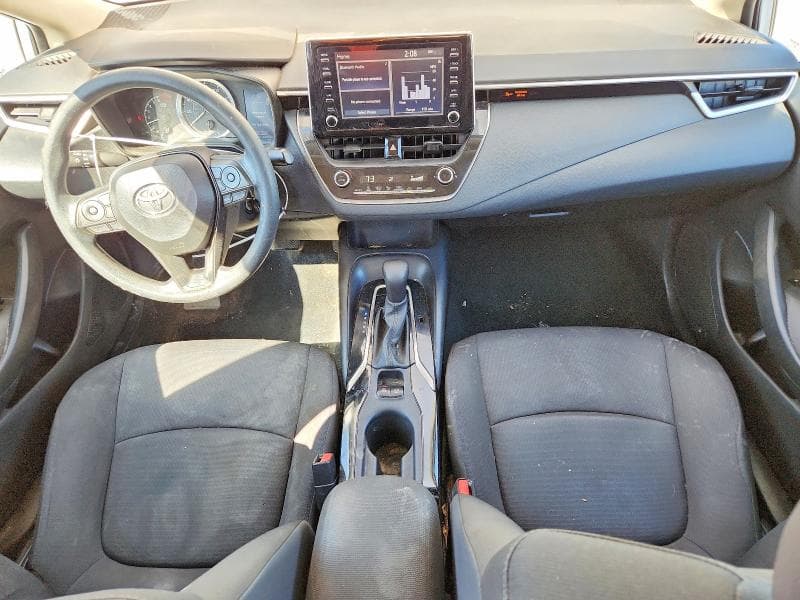 2020 TOYOTA COROLLA LE 8