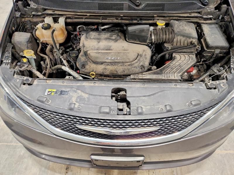 2017 CHRYSLER PACIFICA TOURING 12