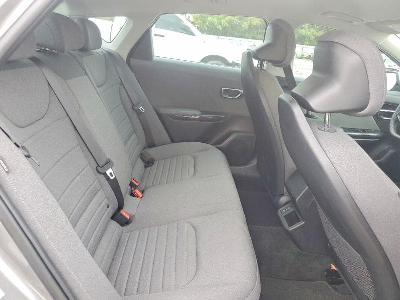 2025 KIA K4 EX 10