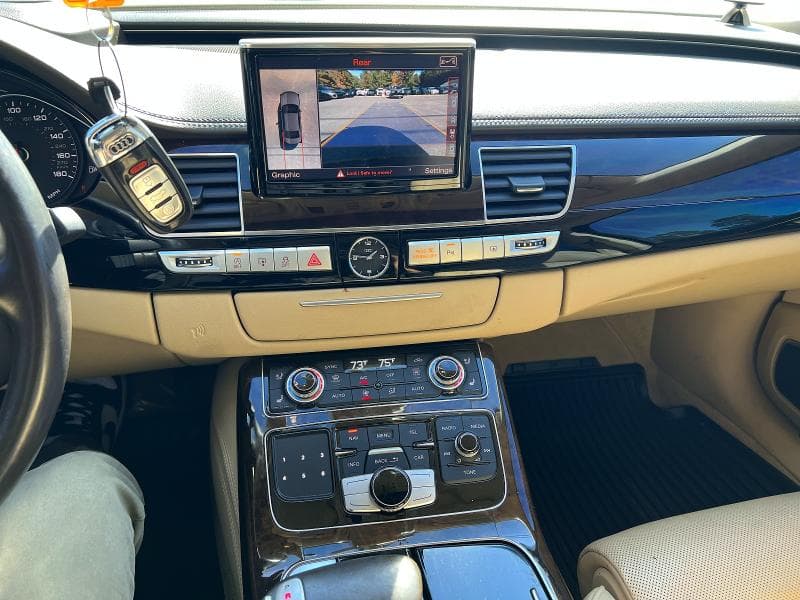 2017 AUDI A8 L QUATTRO 10