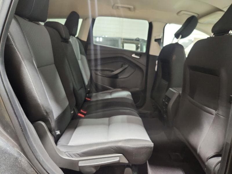 2019 FORD ESCAPE SE 11