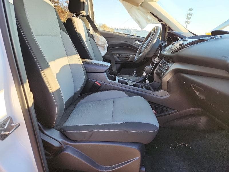2017 FORD ESCAPE SE 7