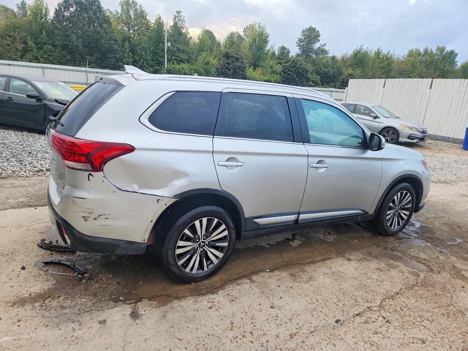 2019 MITSUBISHI OUTLANDER SE 3