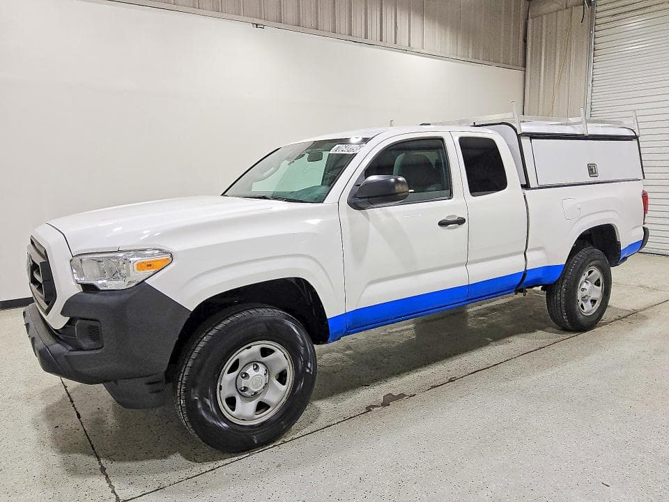 2022 TOYOTA TACOMA SR