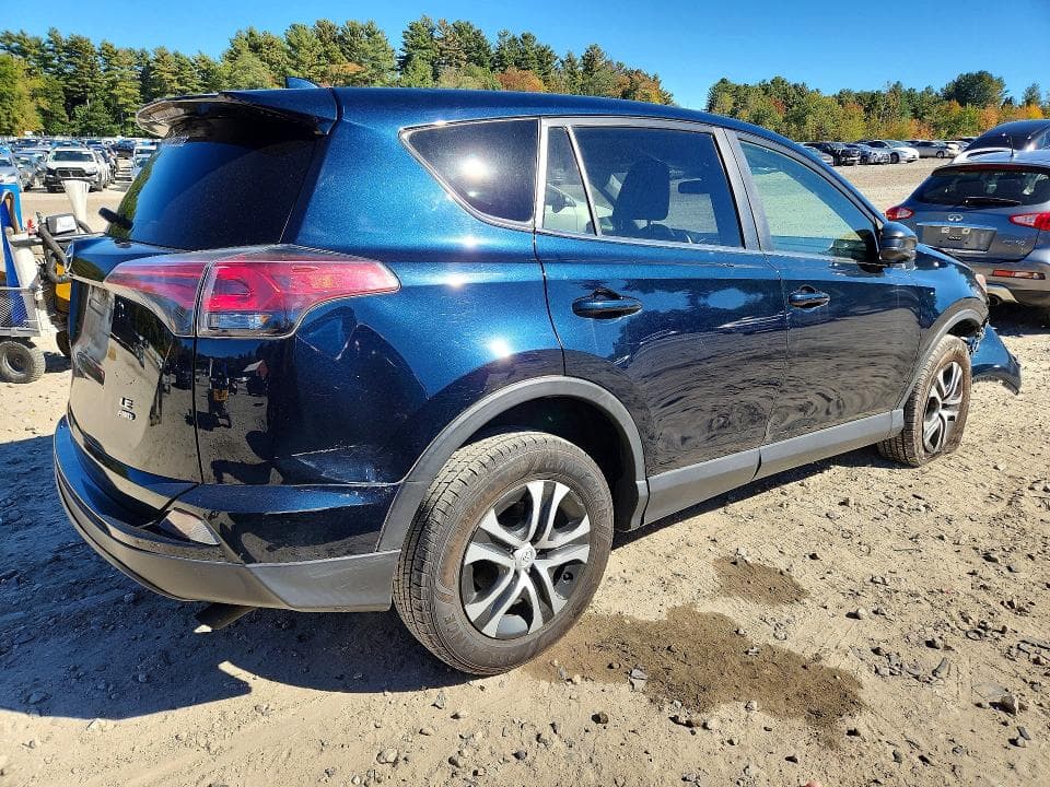2017 TOYOTA RAV4 LE 3