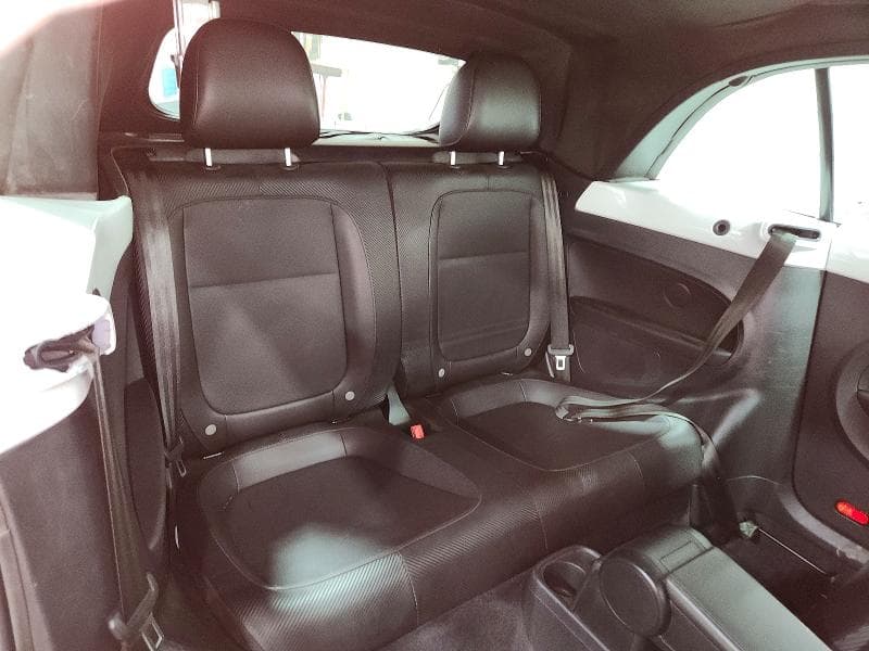 2019 VOLKSWAGEN BEETLE S 10