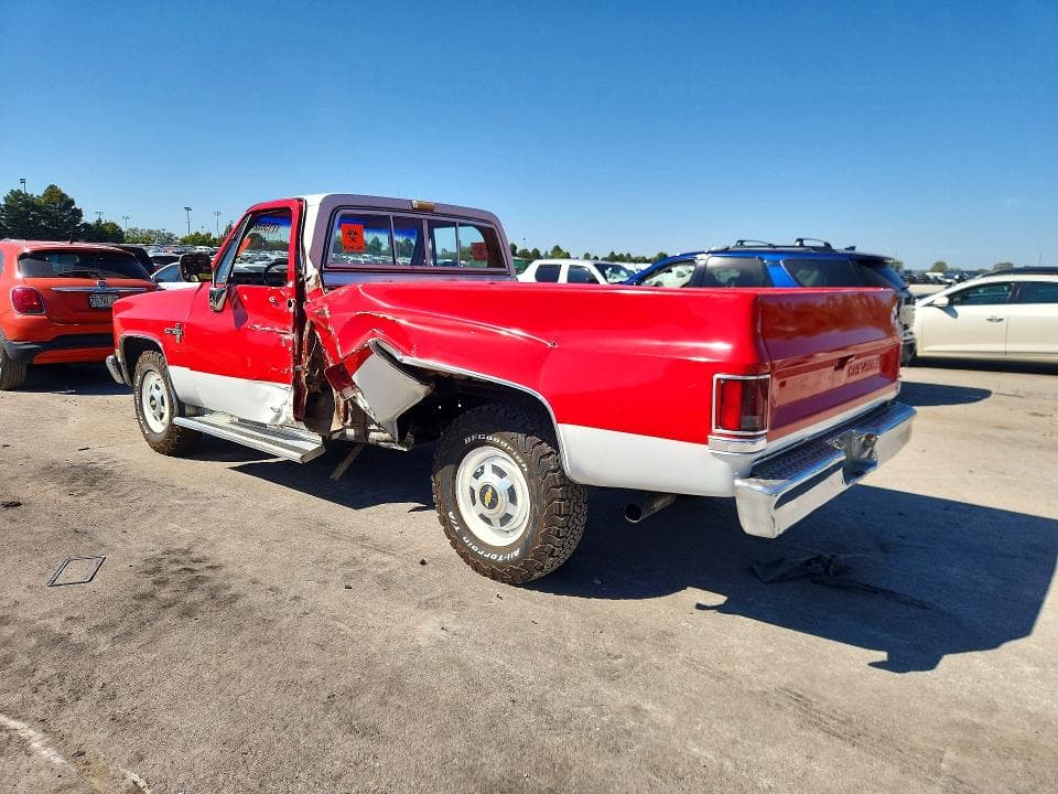 1983 CHEVROLET C20 2