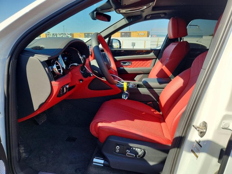 2023 BENTLEY BENTAYGA 7