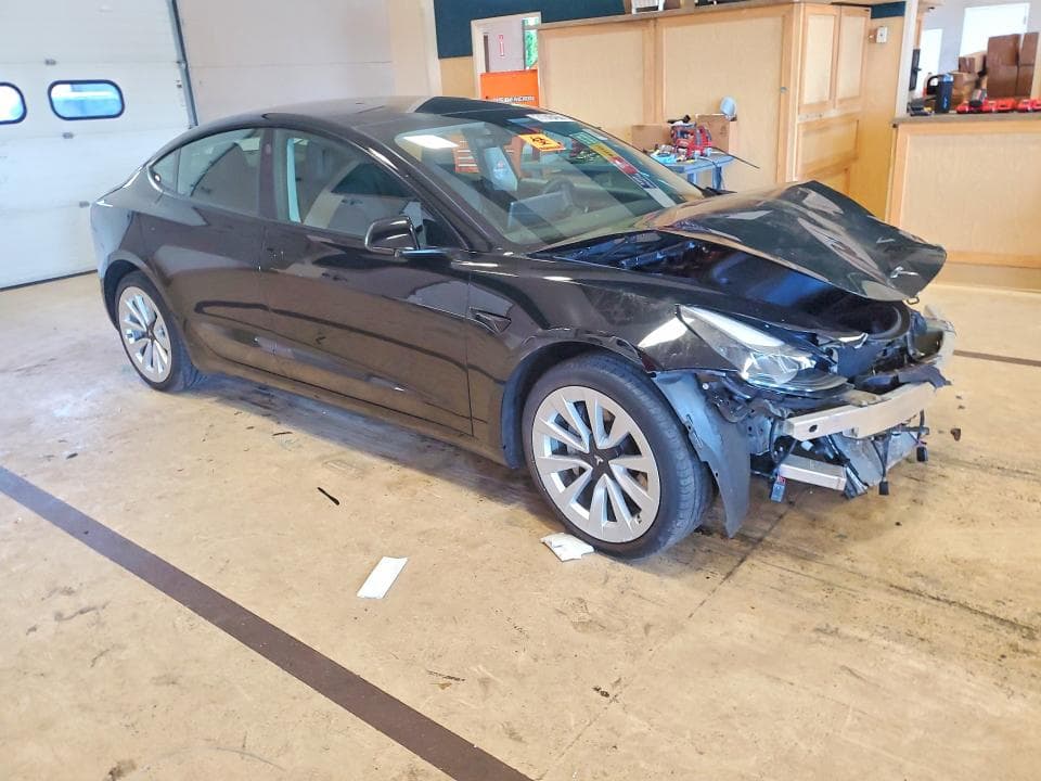 2022 TESLA MODEL 3 4