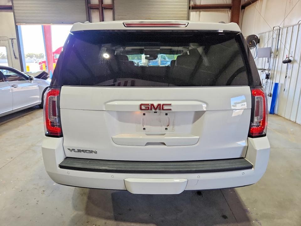 2020 GMC YUKON SLT 6