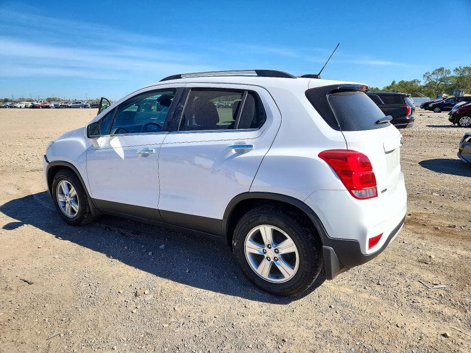 2018 CHEVROLET TRAX 1LT 2
