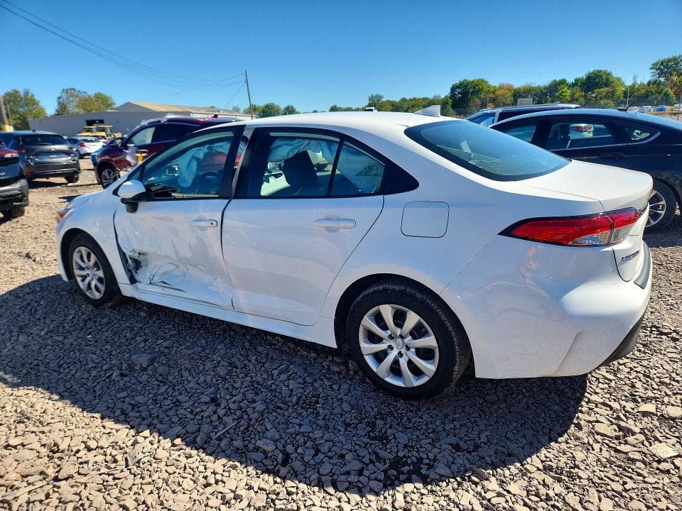 2024 TOYOTA COROLLA LE 2