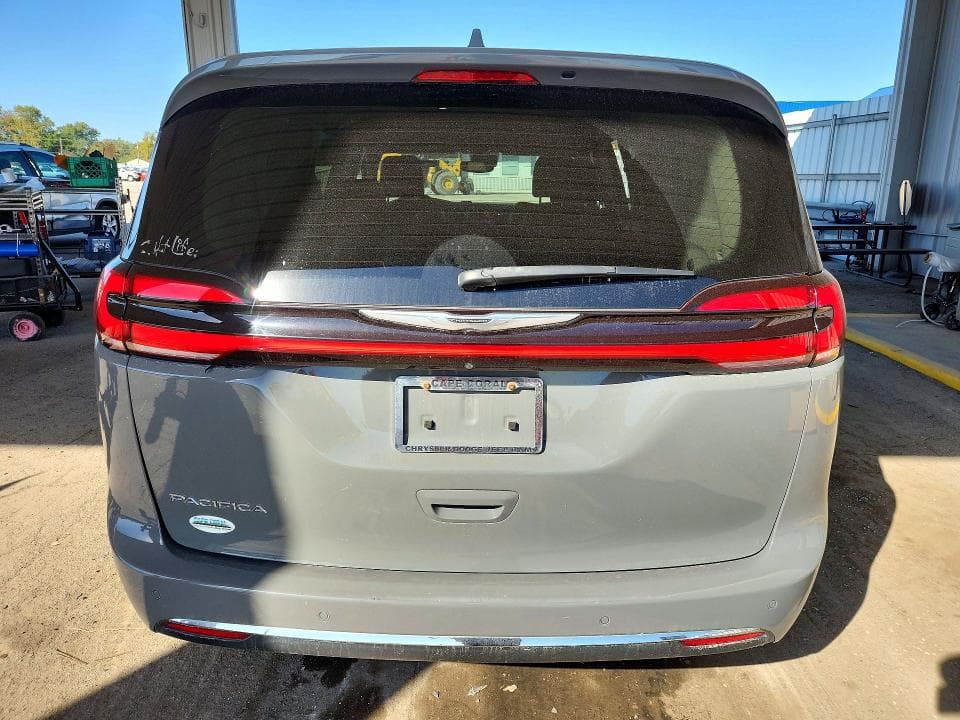 2021 CHRYSLER PACIFICA TOURING L 6
