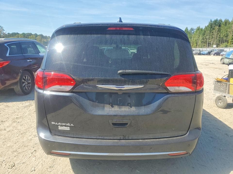 2019 CHRYSLER PACIFICA TOURING PLUS 6