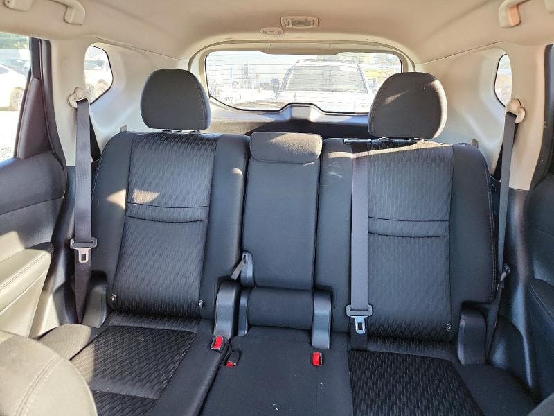 2017 NISSAN ROGUE SV 10