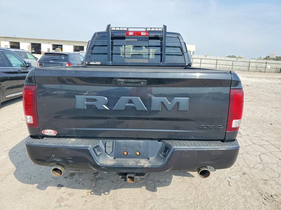 2018 RAM 1500 SPORT 6