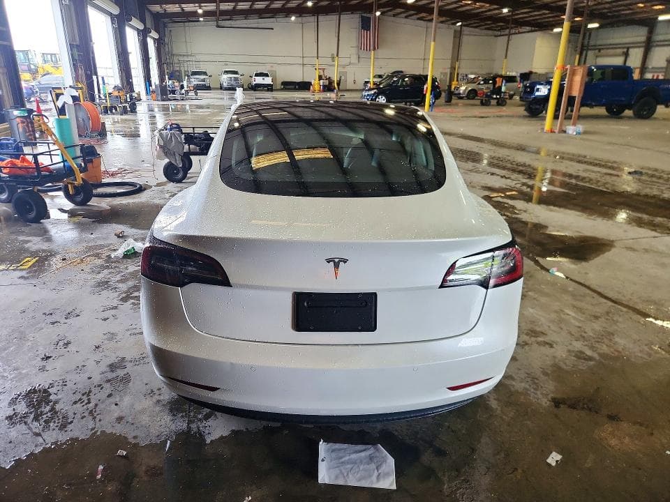 2022 TESLA MODEL 3 6