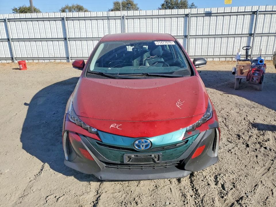 2017 TOYOTA PRIUS PRIME PREMIUM 5
